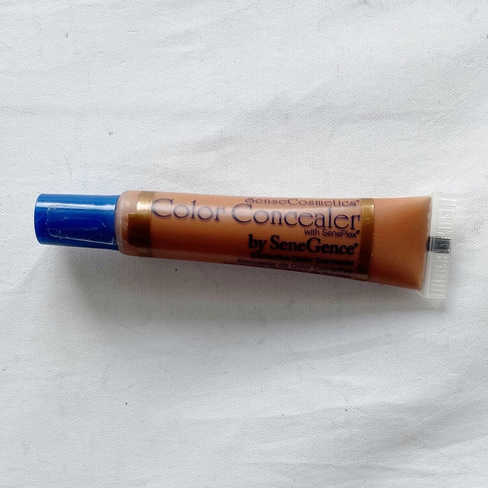 [SeneGence] sealed color correcting concealer in deep - Picture 5 of 6